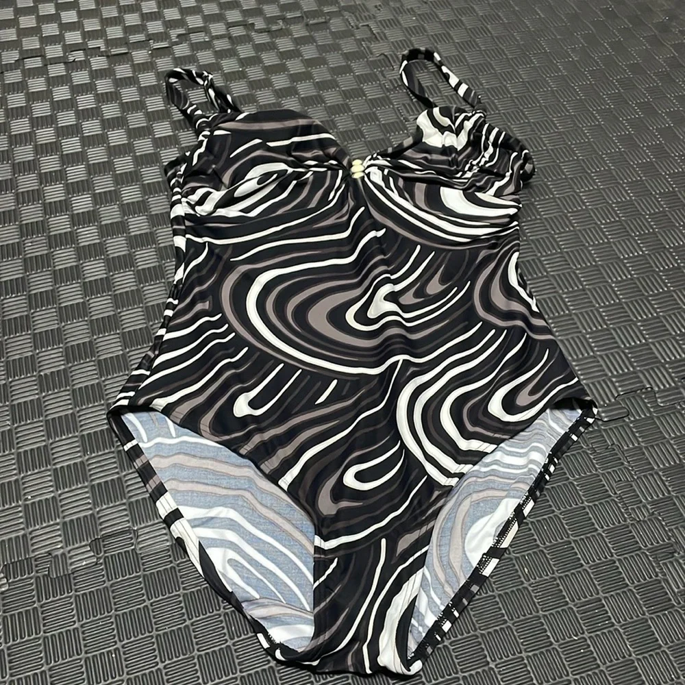 the coco reef black, white, gray swirl pattern one size bathing suit size 36D - Picture 2 of 12